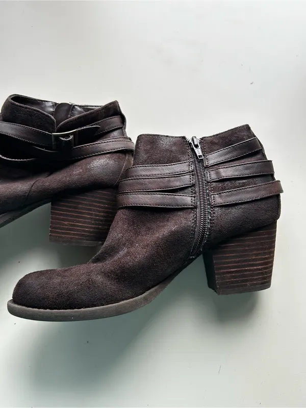 Crown Vintage boots Brown Size 9 - Image 4