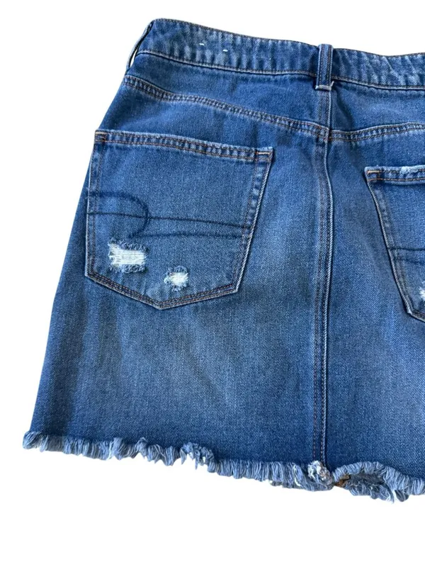 AMERICAN EAGLE Distressed Denim Skirt Size 6 - Image 2