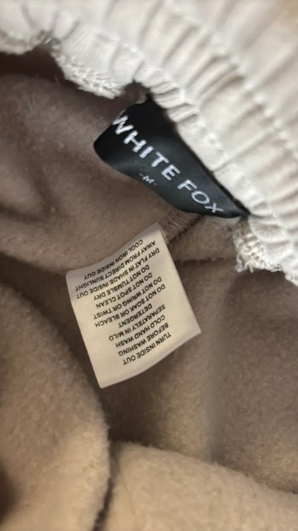 White fox joggers Moon - Image 6