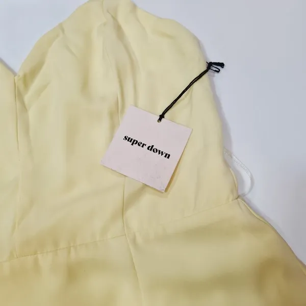 Superdown Diana Mini Dress in Light Yellow LArge - Image 6