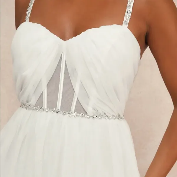 Lulu's White Wedding gown with Sweetheart Neckline - Image 2