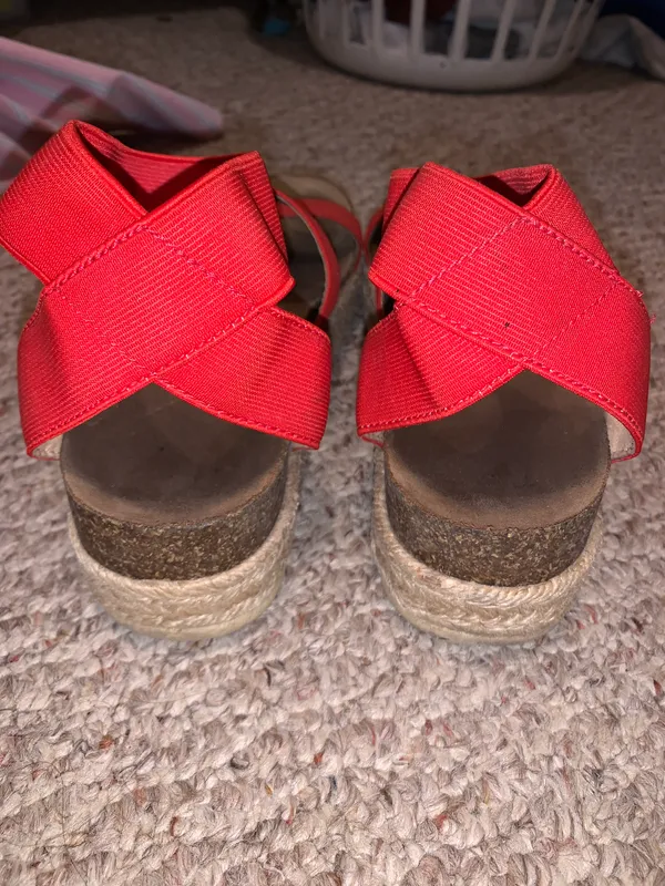 Platform Sandal Red Size 7 - Image 4