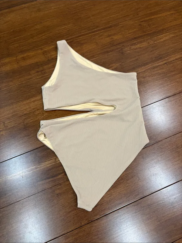 Beach Riot Celine One-Shoulder ribbed Cutout Swimsuit in tan, M - Image 3