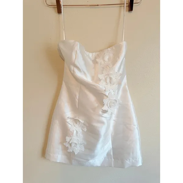 Lulus Mini Dress Womens White Destiny 3D Floral Applique Strapless Bridal - Image 5