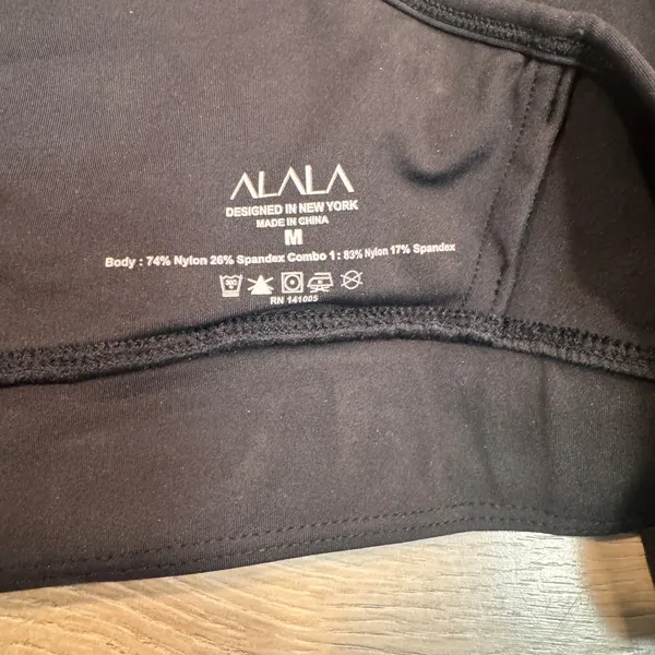 ALALA Black Knot‎ Front Sports Bra Medium Athletic Yoga Workout Tank Top - Image 3