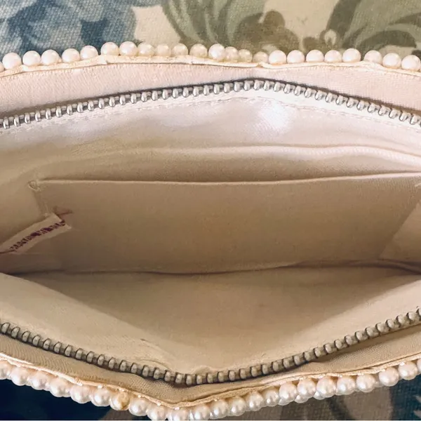 Vintage Faux Pearl Beaded Clutch - Image 9