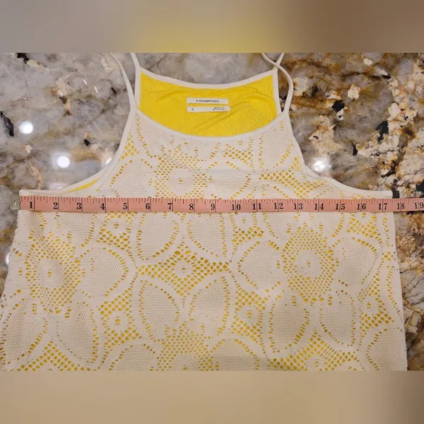 Anthropologie Cosette Top Size S Yellow White - Image 6