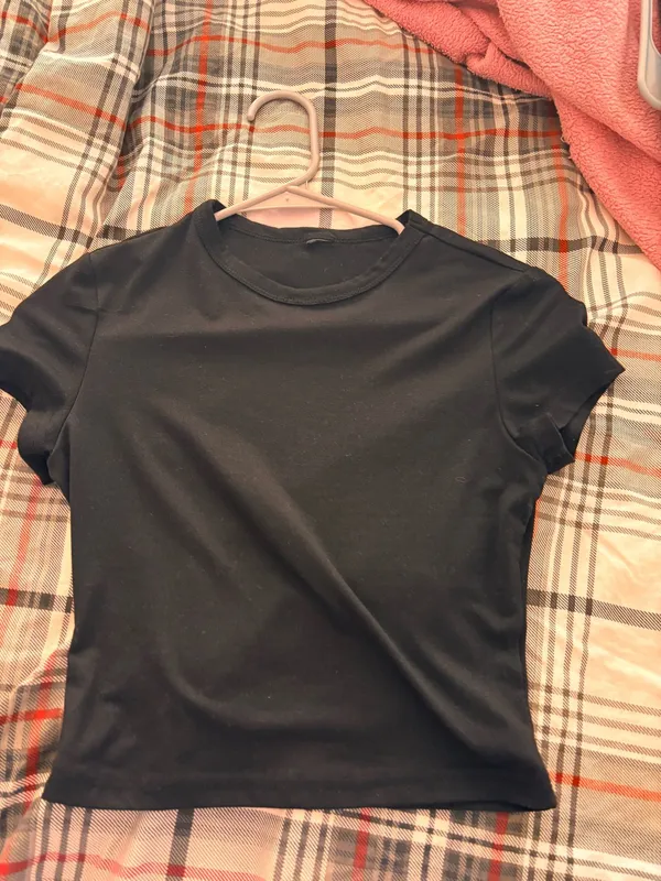 Black top - Image 2