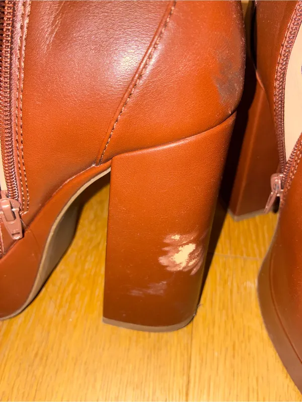 Women’s Platform Ankle Boot in Chestnut Brown Size 8 - Image 3