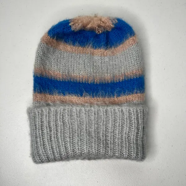 Free People Grey Striped Beanie Hat NWT - Image 3