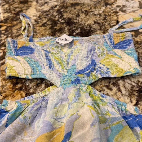Colorful Feather Print romper dress - Image 3