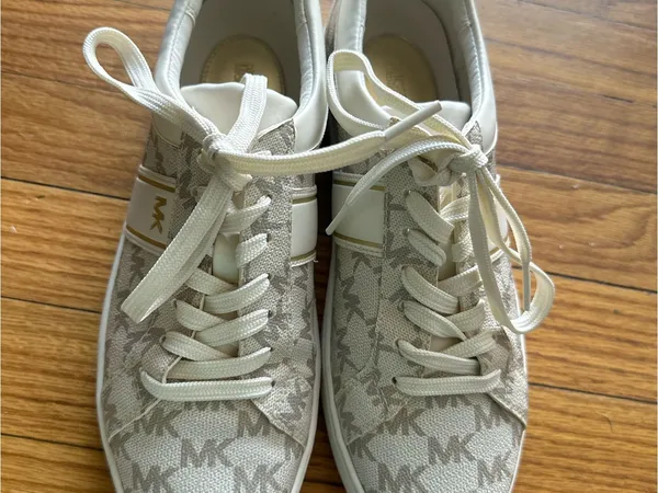 MICHAEL Michael Kors Juno Stripe Lace Up Sneakers Vanilla MK Monogram 8.5 - Image 5