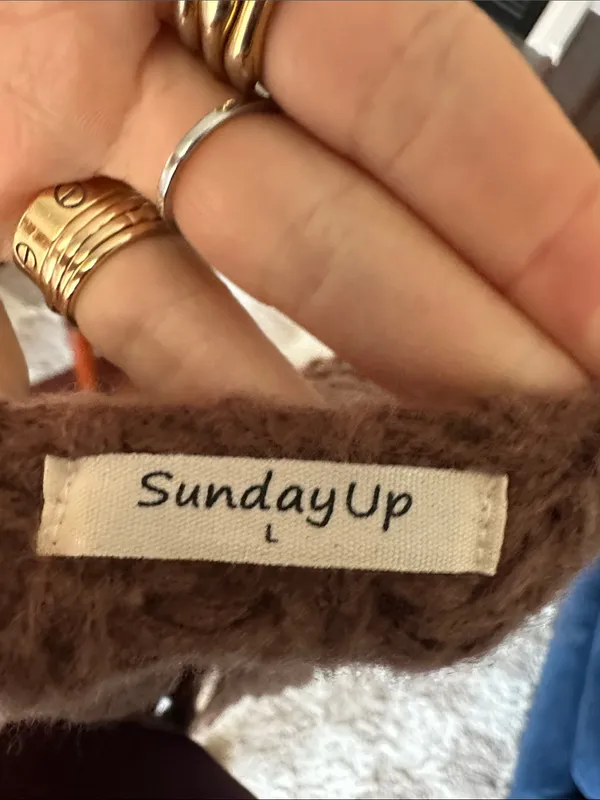 Sunday Up Chunky Knit Brown Button-Front Sweater Vest - Image 5