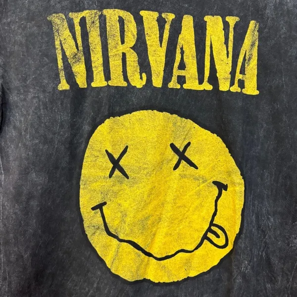 Nirvana Nevermind Smiley Face mineral wash grunge Tshirt size large - Image 2