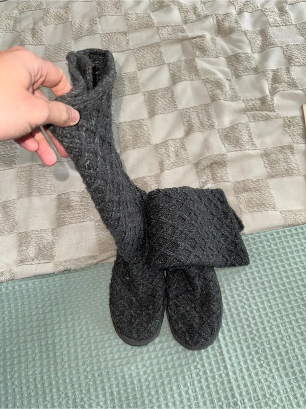 UGG Australia Lattice Cardy knit sweater boots size 8‎ - Image 2