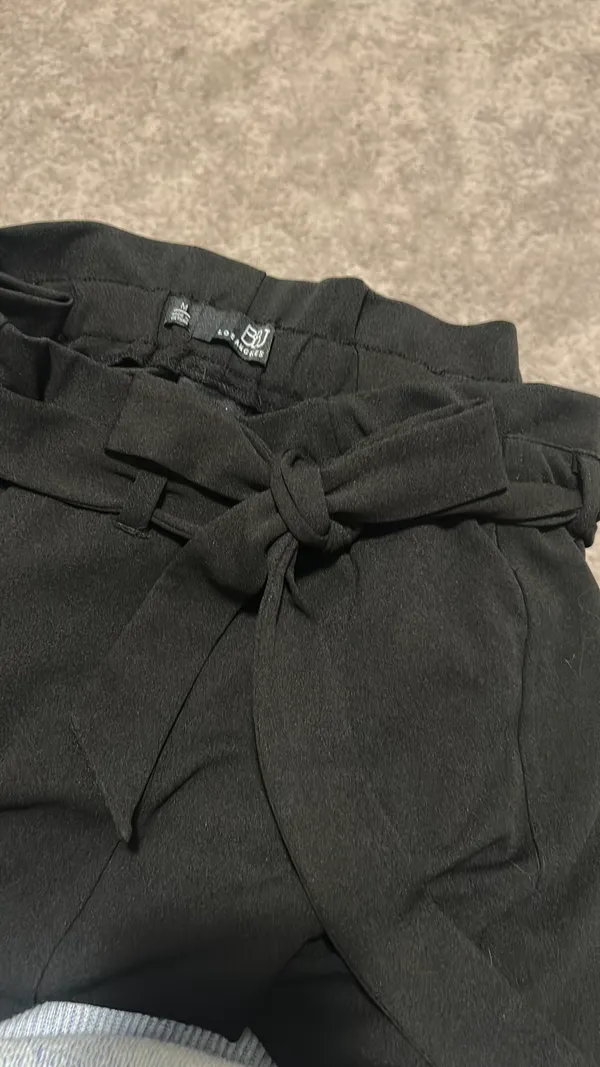 Bow Black Dress Pants BBJ LA Size M - Image 3