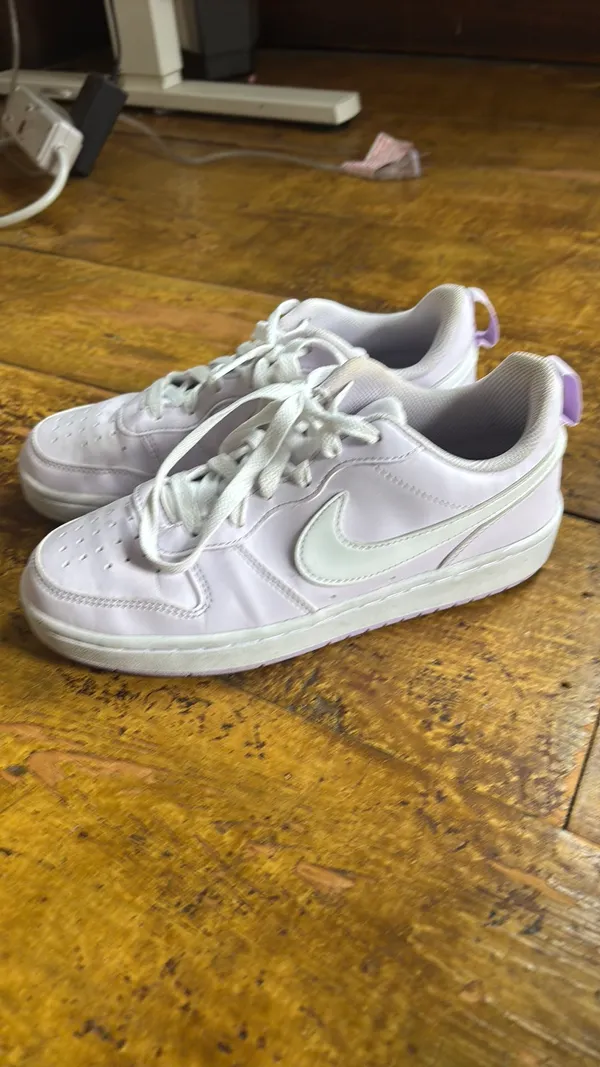 Nike Youth Shoes - Image 3
