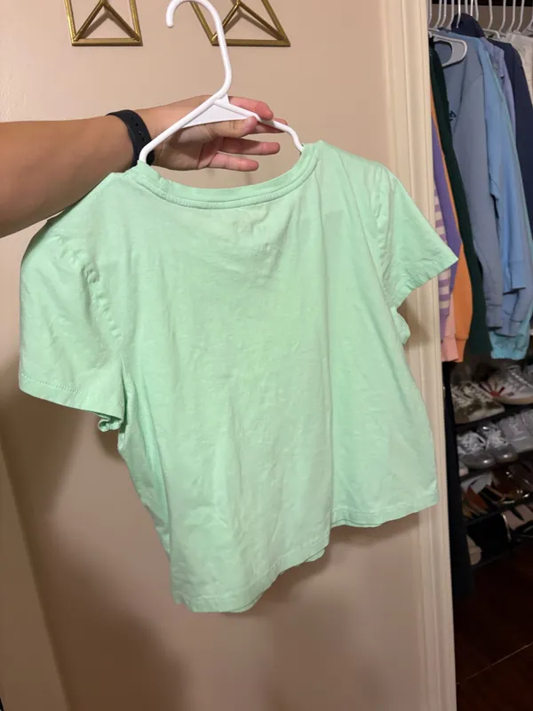 Universal Threads baby tee - Image 3