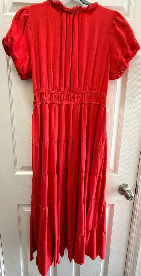 Zesica Tiered Midi Dress Size M Red Smocked Waist V-Neck Flutter Sleeve - Image 6