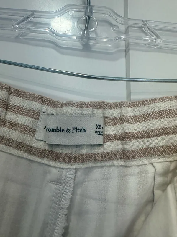 Abercrombie striped beige and white linen pants - Image 4