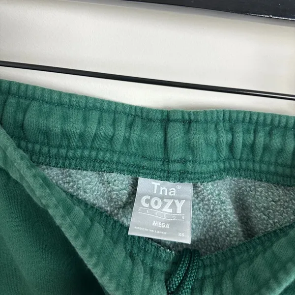 ARITZIA TNA Cozy Fleece Mega Sweatpants in Forest Green Size X-Small - Image 3