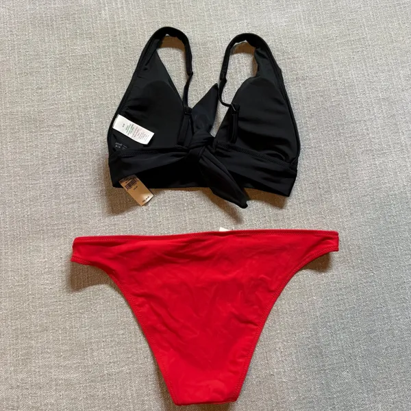 Aerie Bikini Set Size Medium Black Triangle Top Red Cheeky Bottoms Two Piece NWT - Image 2