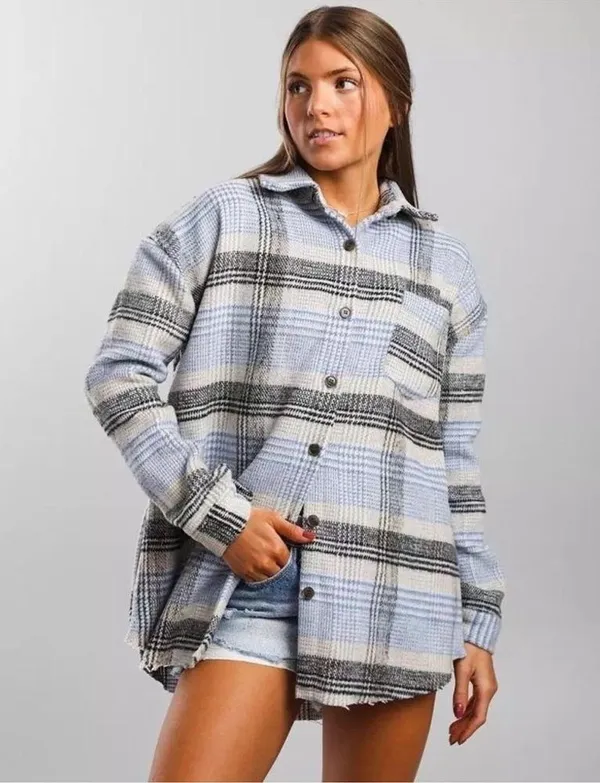 Buckle BKE Blue Plaid Button Front Oversized Shacket size L - Image 4