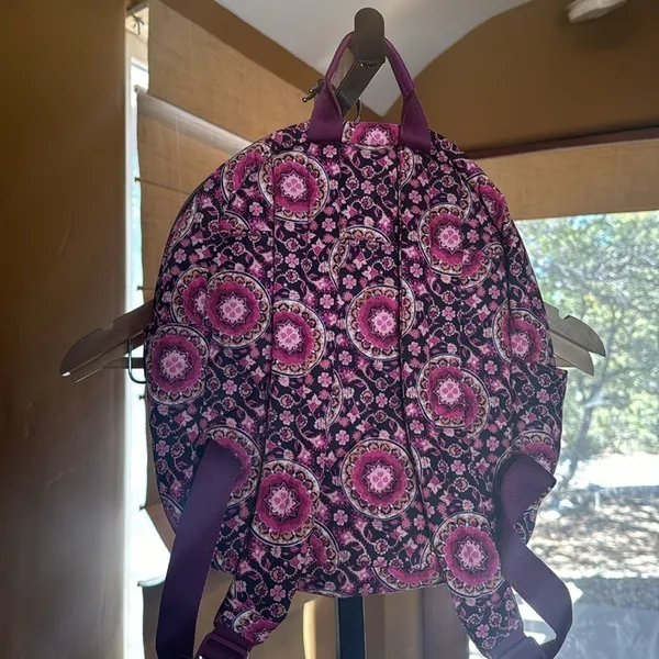 NWOT Vera Bradley Small Backpack Raspberry Medallion Quilted Pink Floral - Image 6
