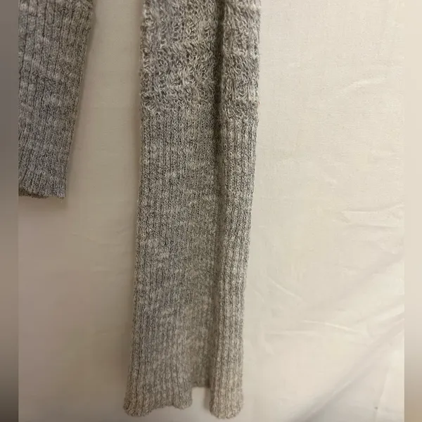 Free People Women's Gray Mock‎ Neck Cross Front Sweater Size Medium - Image 4