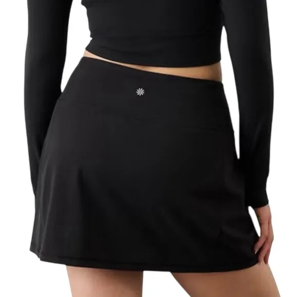 Athleta Salutation Stash Pocket 14.5 in Black Skort SMALL - Image 2