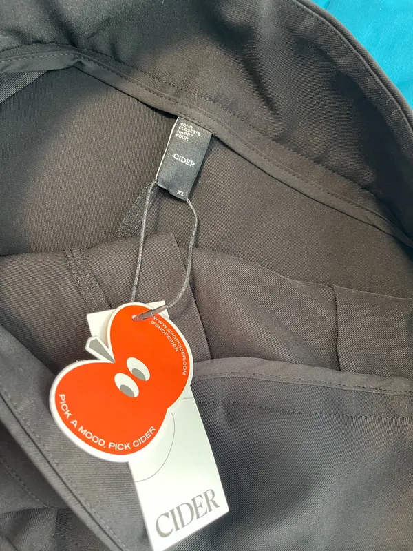Cider shorts XL - Image 4