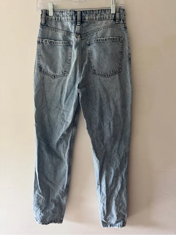 Zara High Rise Distressed Mom Jeans Size 4 - Image 3