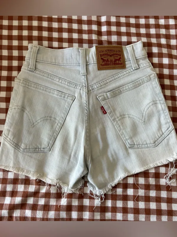 Levi’s High-Rise Shorts- Light Wash - Image 3