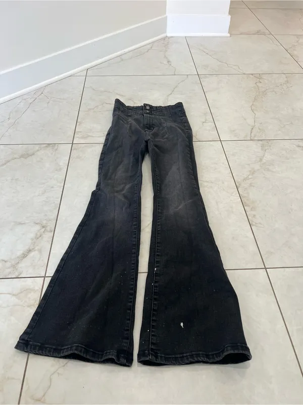 We The Free Onyx Jayde Flare Jeans Size 28 US $98 - Image 2