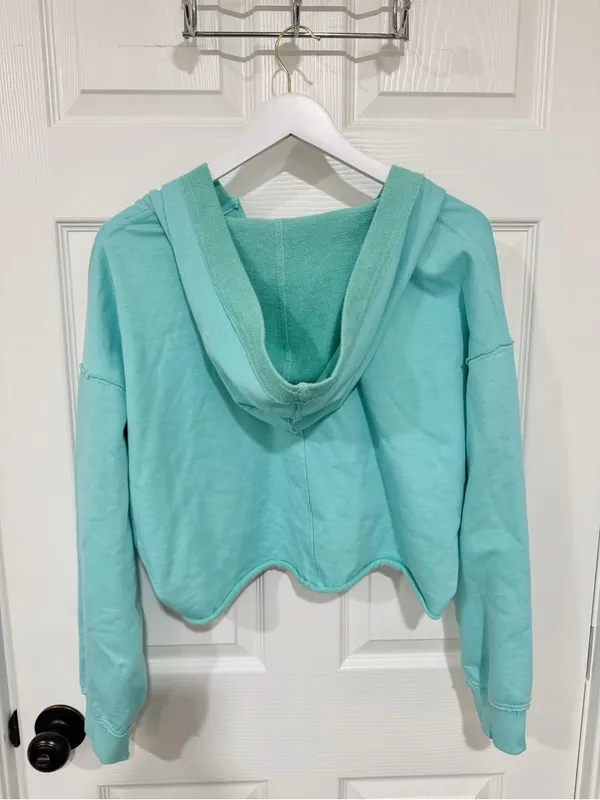 Simply Southern Aqua Cropped Hoodie M Raw Hem V Neck Coastal Beach Pullover - Image 5