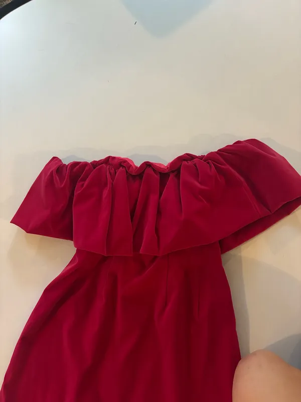 Pink velvet off the shoulder dress - Image 2