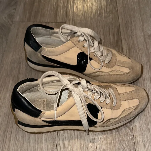 Dolce Vita B.NTCD Athletic Sneakers in Cream and Black - Image 4