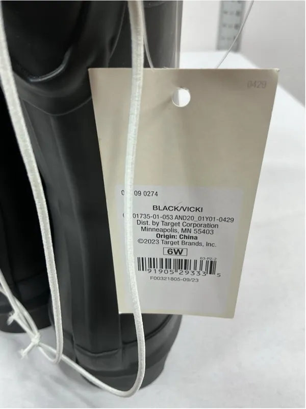 Womans New In Box A New Day Vickie Midcalf Rainboots Black 6W Pullon - Image 8