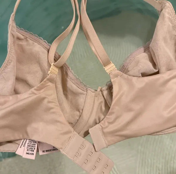 Victorias Secret Perfect Coverage Minimizer Bra 34C - Image 5