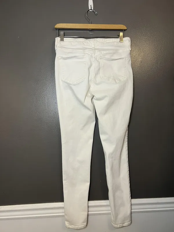 Old Navy Jeans Womens 8 Regular White Mid Rise Rockstar Skinny Stretch Denim - Image 4