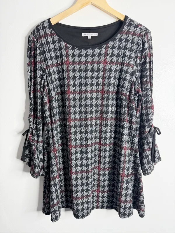 Sandra Darren Houndstooth Plaid Dress Bell Sleeve Black Burgundy Large Work - Image 2