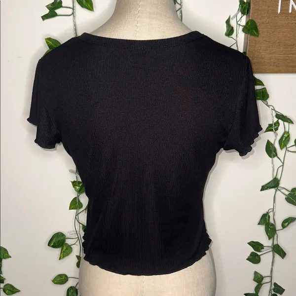 Rue 21 Black Scalloped Trim Button Down Short Sleeve Shirt - Image 2