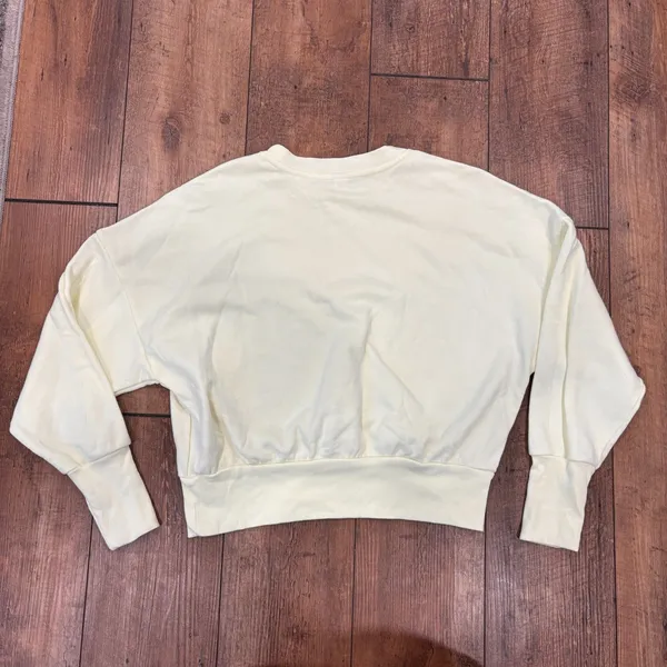 Old Navy Women's Medium Pale Yellow Choose Happy Graphic Sweatshirt Pullover - Image 6