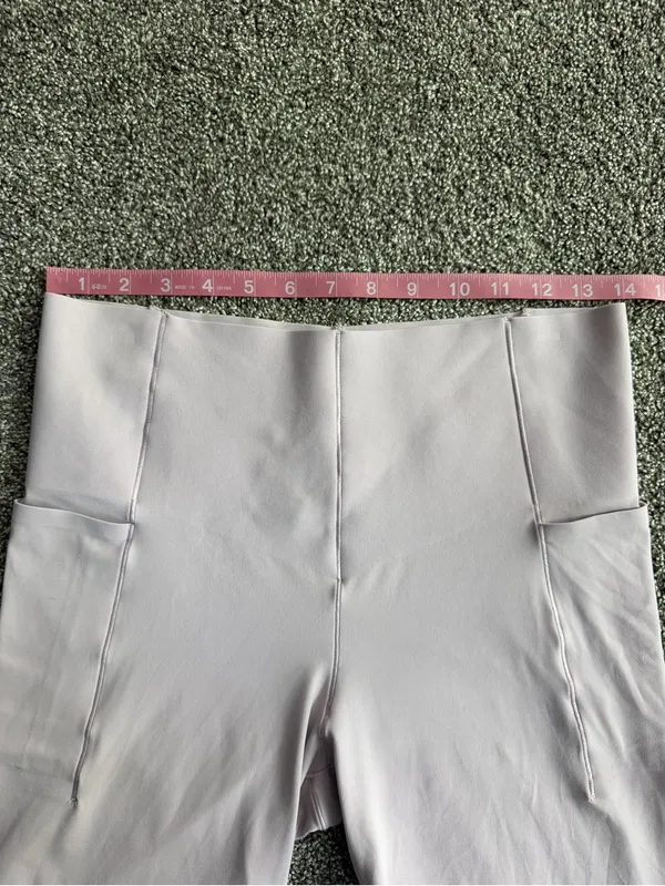 Offline by Aerie Real Me High Waisted Pocket Bike Shorts Pink Large - Image 3