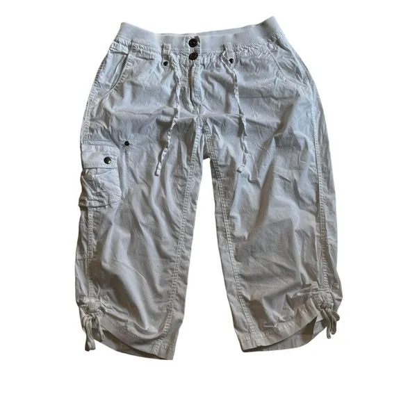 Bay Studio white capri Jogger size 8 Gray - Image 3