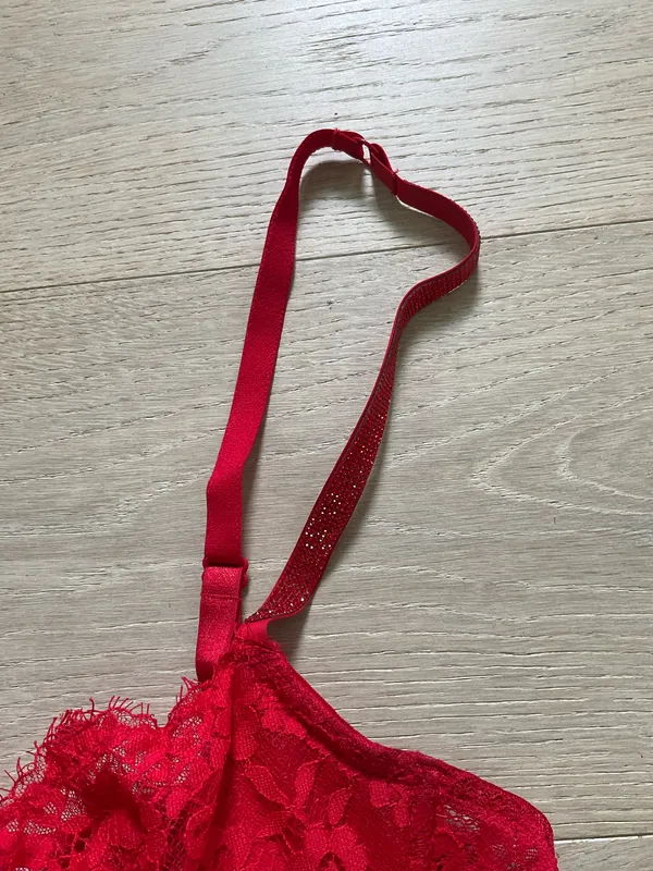 Victoria's Secret Bra - Image 5