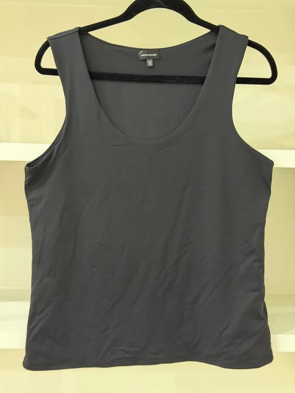 Buckle Women's Black Scoop Neck Tank - Image 3