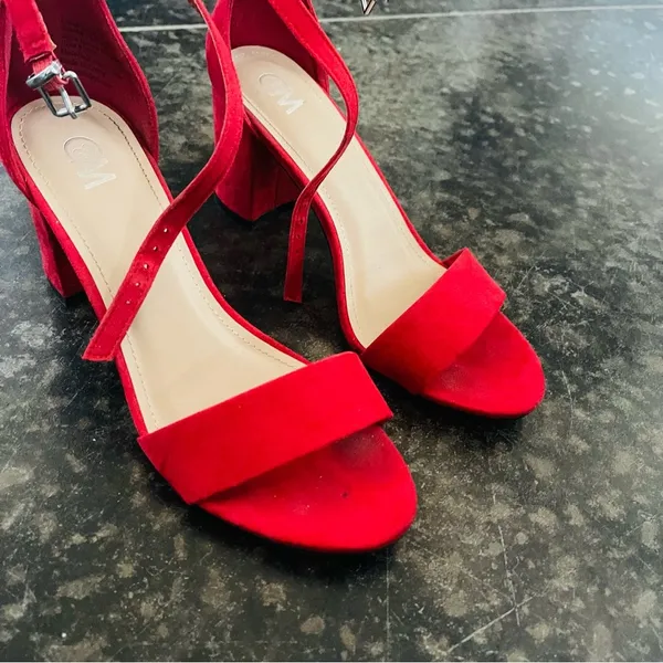 CM Red High Heels Size 6 - Image 3