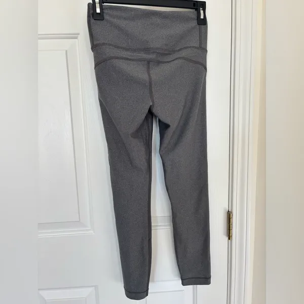 Womens under armour compression heat gear grey leggings - Image 7