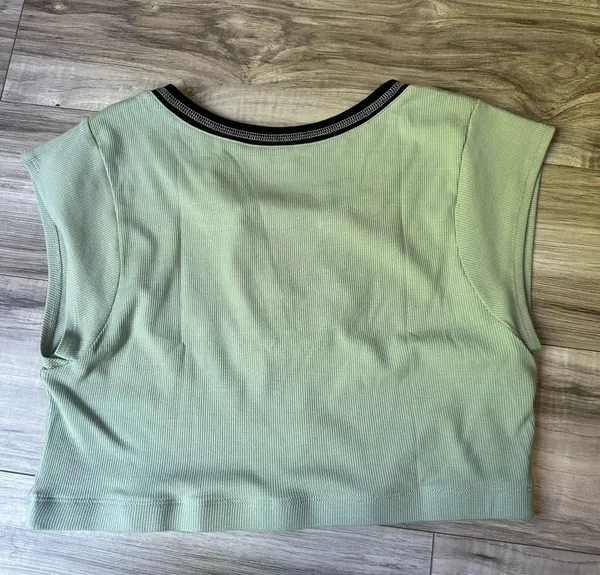 urban style top - Image 2